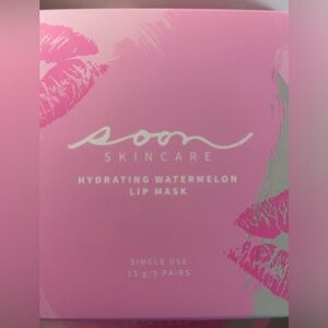 Soon lip mask Korean skincare
